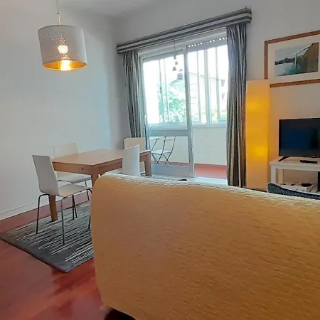 Flat Near The Sea דירה