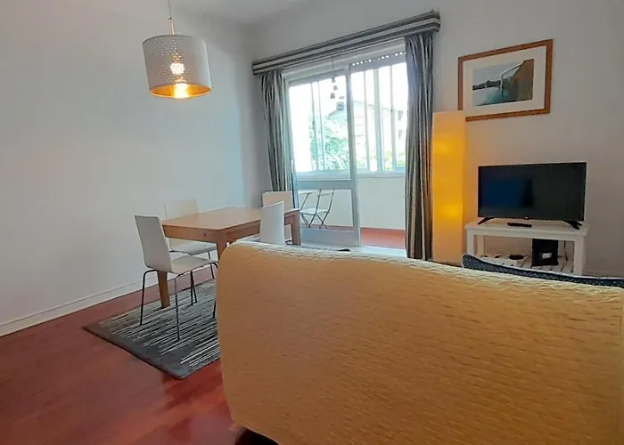 City Flat Near The Sea Apartment